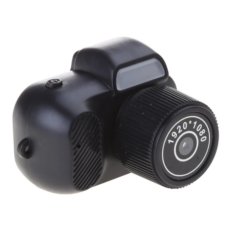 Black camera-shaped object with lens and '1920*1080' text on a white background